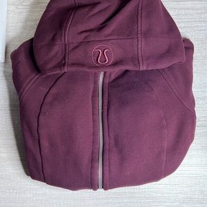 Lululemon scuba hoodie size 6